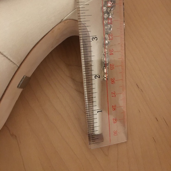 Badgley Mischka Galia, White, Sparkle, Wedding Sandals AllSizes NWT - Picture 5 of 5